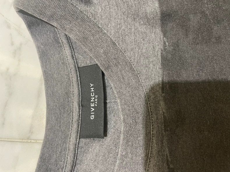 Givenchy Givenchy Dog Head Classic Oversize Version Extra Large XS Size US XS / EU 42 / 0 - 2 Thumbnail