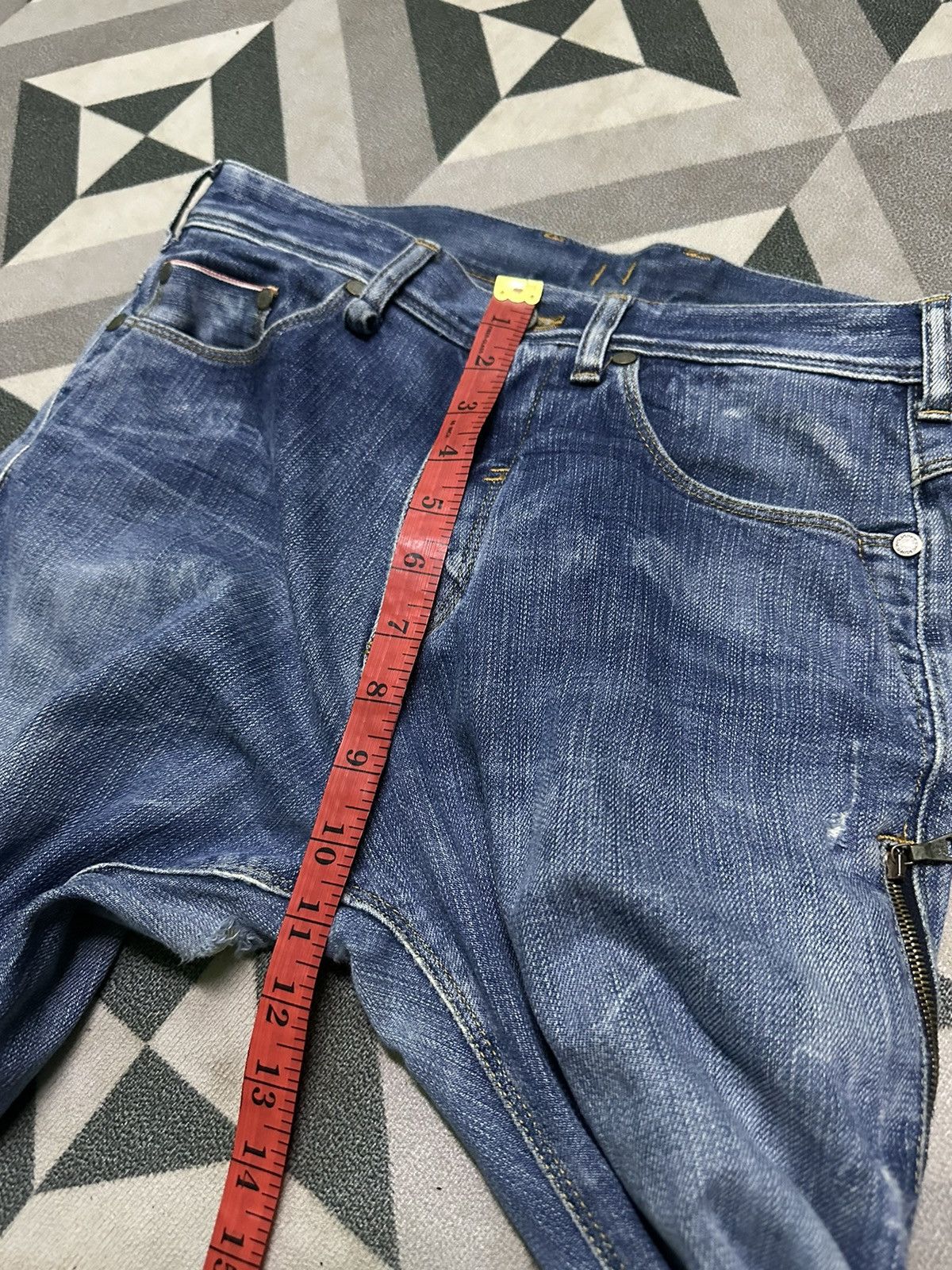 Neil Barrett Neil Barret skinny jeans 29x32 Size US 29 - 15 Thumbnail