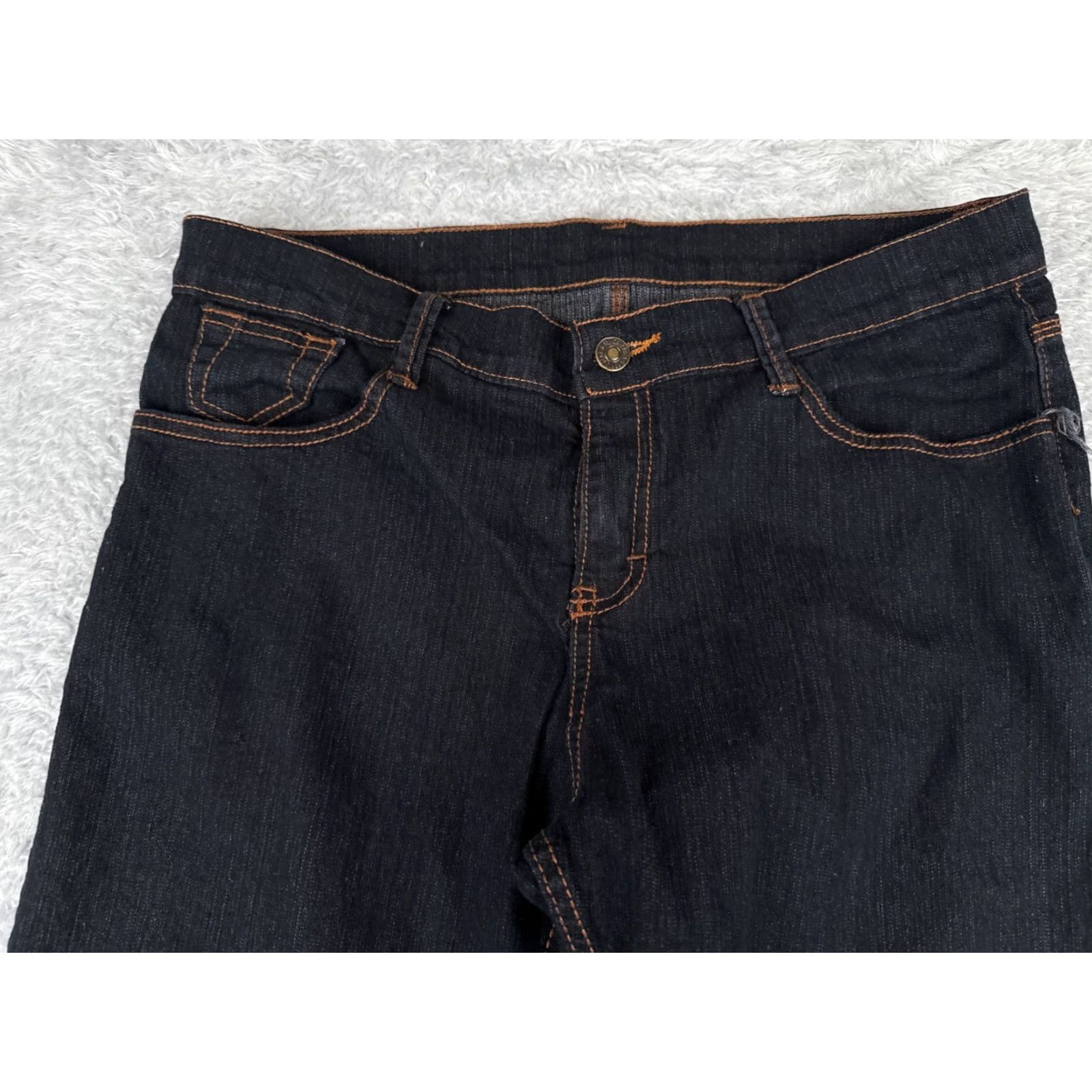 Denime VINTAGE Jeans Women 15 Black Denim Straight Leg Embrodiered Floral Mexico Duuba 32x28 Size 36" / US 14 / IT 50 - 5 Thumbnail