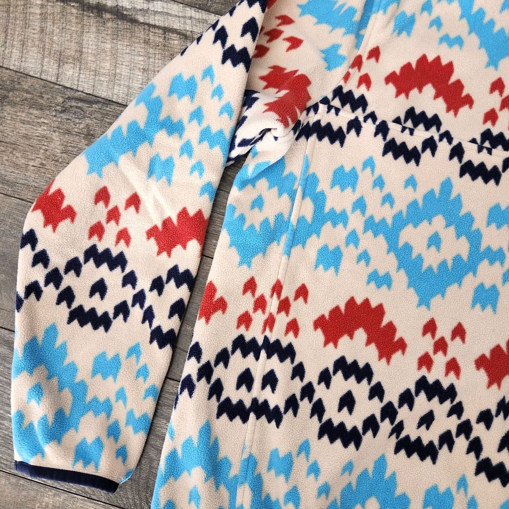 Lands' End Lands' End Fleece Pullover Mens Large Aztec AOP Soft Outdoors Sweater Pullover Multicolor Aztec Theme Mens Regular Size L Size US L / EU 52-54 / 3 - 4 Thumbnail