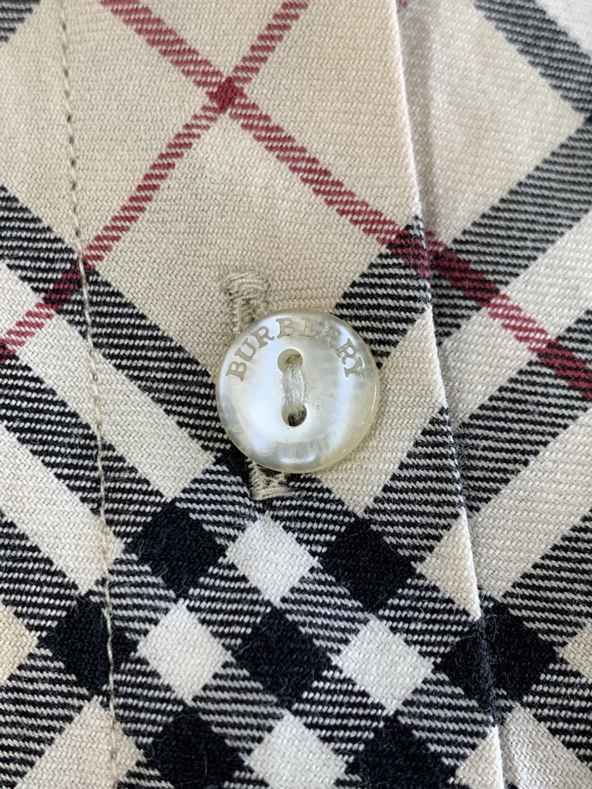 Burberry Burberry nova check button up shirt Size M / US 6-8 / IT 42-44 - 7 Thumbnail