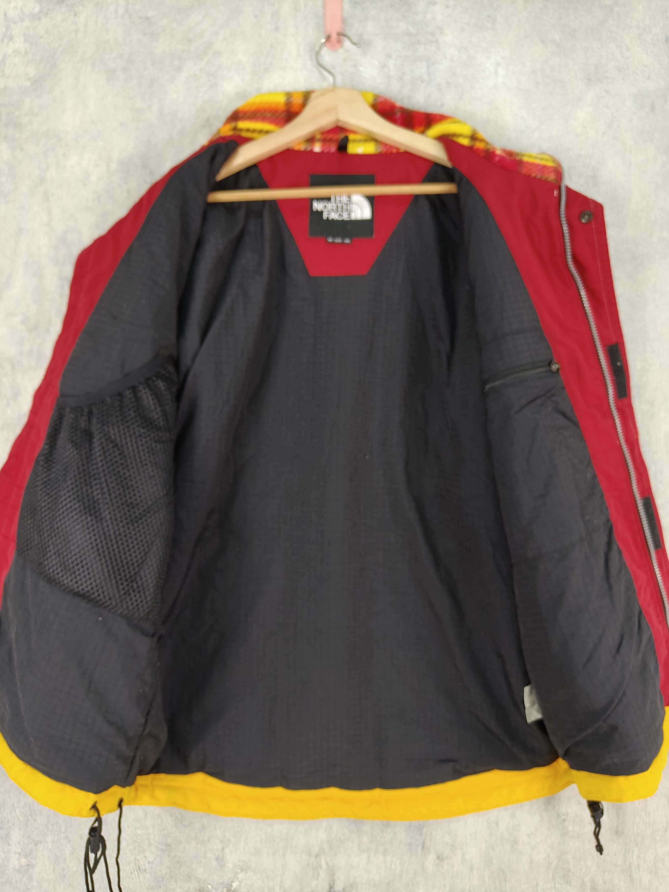 The North Face Vintage The North Face Ski Light Jacket Size US XL / EU 56 / 4 - 8 Thumbnail