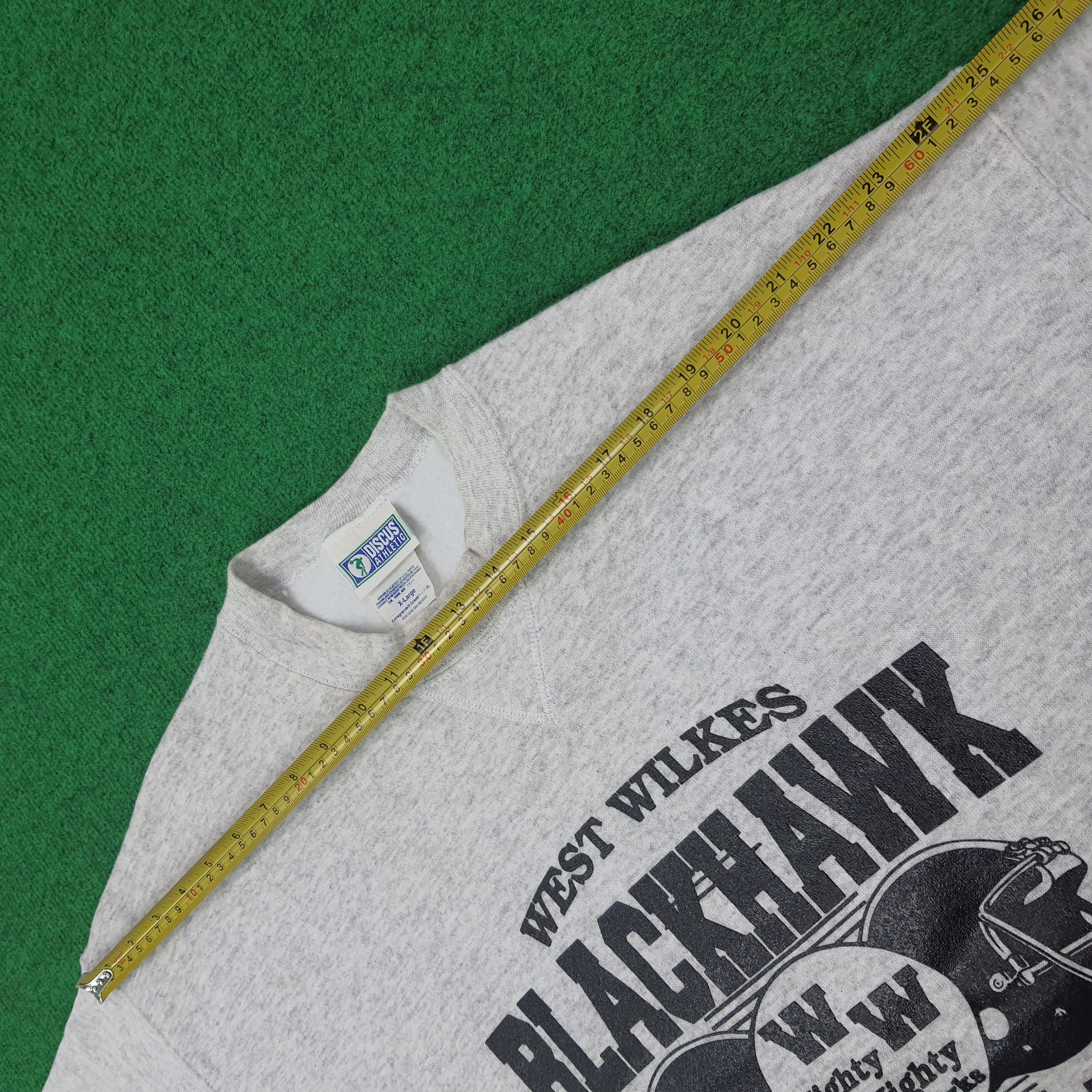 Vintage Vintage Discus Blackhawk Football Team Sweatshirt C266N15 Size US L / EU 52-54 / 3 - 9 Thumbnail