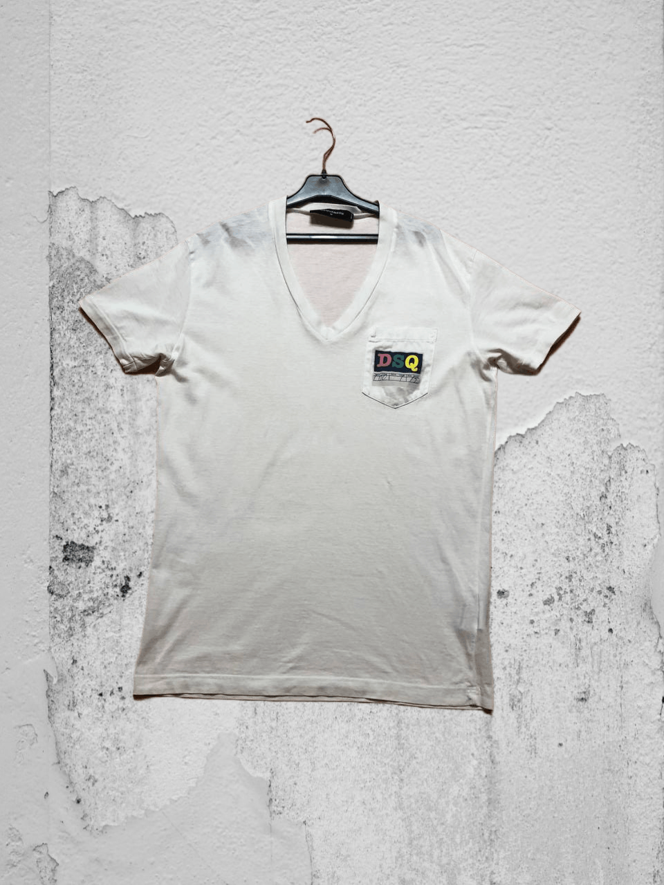 Dsquared2 Vintage white T-shirt Y2K logo DSQUARED2 made in Italy Size US M / EU 48-50 / 2 - 1 Thumbnail