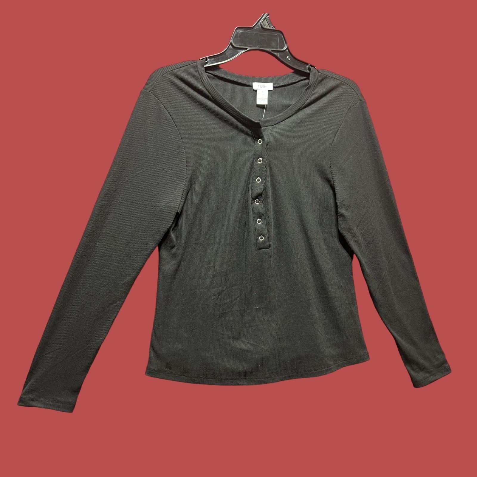 Other Rue + - Women's Fitted Long Sleeve Henley Tee - Black - 1X Size XL / US 12-14 / IT 48-50 - 14 Thumbnail