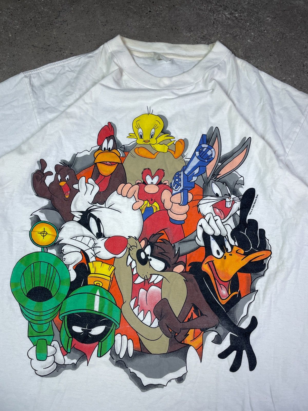 Cartoon Network × Vintage × Warner Bros Vintage 90s Looney Tunes Warner Bros Bugs Taz Duffy t Shirt Size US L / EU 52-54 / 3 - 2 Thumbnail