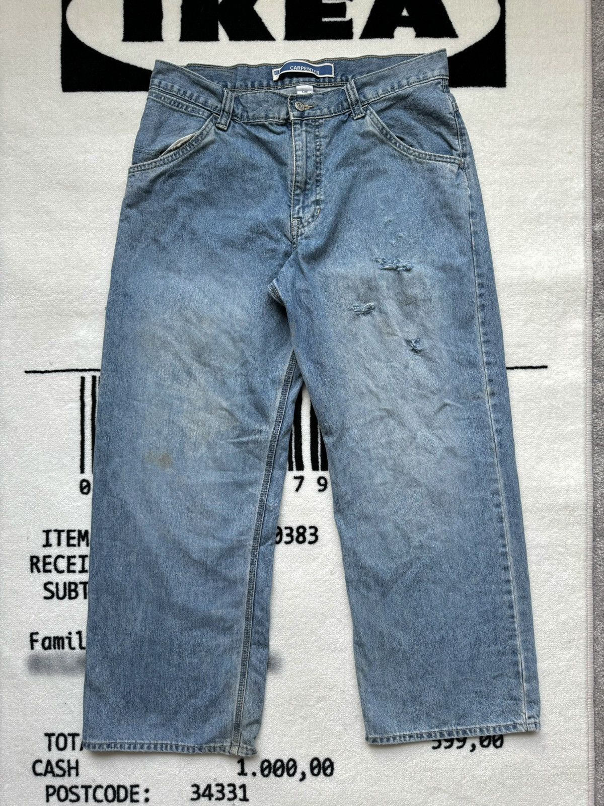 ⭐️Vintage Gap Carpenter Distressed Light Wash Denim⭐️