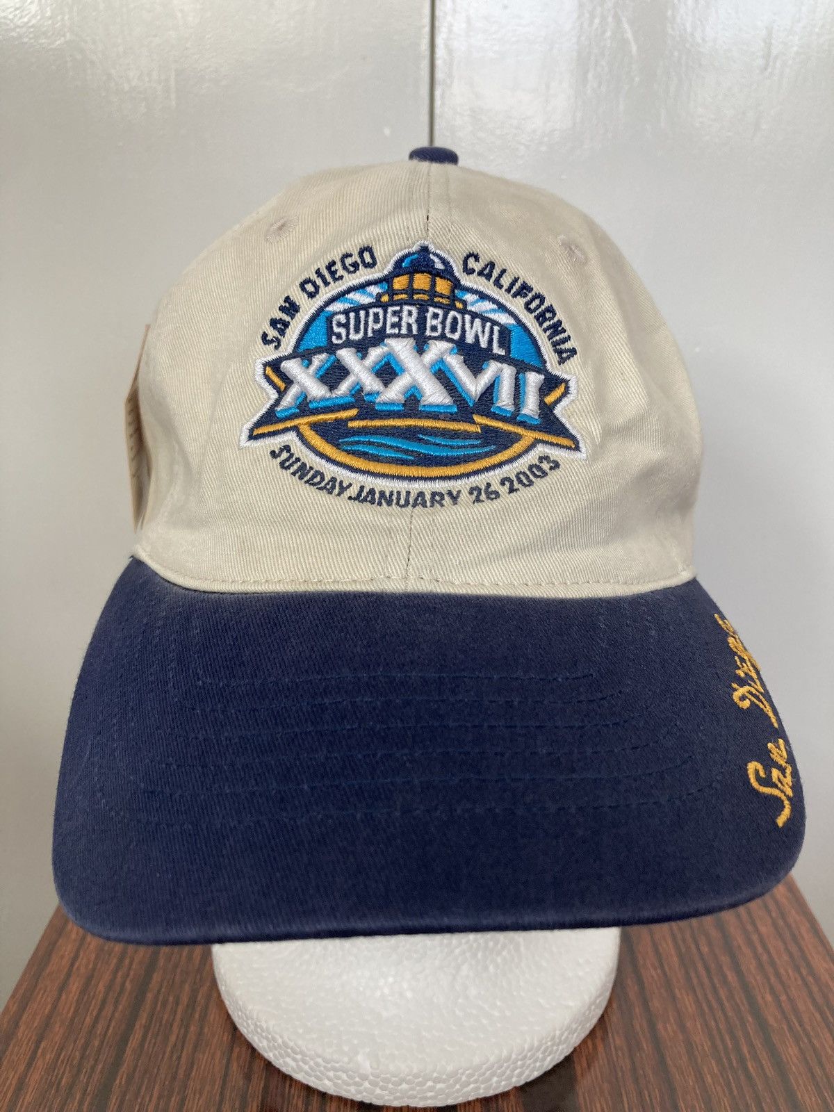 Reebok SUPERBOWL XXXVII SAN DIEGO 2003 HAT CAP BUCCANEERS RAIDERS Size ONE SIZE - 1 Thumbnail