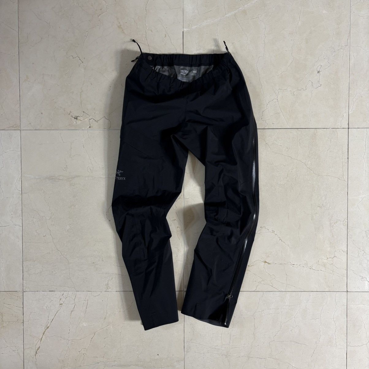 Arc'teryx Arc’teryx Beta AR Gore-Tex Pants Black Size M (Fits 30) Size 30" / US 8 / IT 44 - 1 Thumbnail