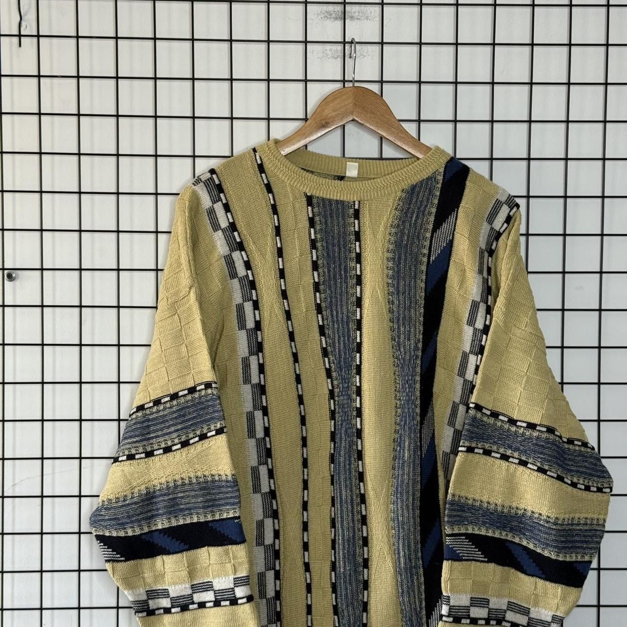 Vintage Vintage 90s Wool Jumper Cable Knit Multi Colour Norway Size US L / EU 52-54 / 3 - 3 Thumbnail