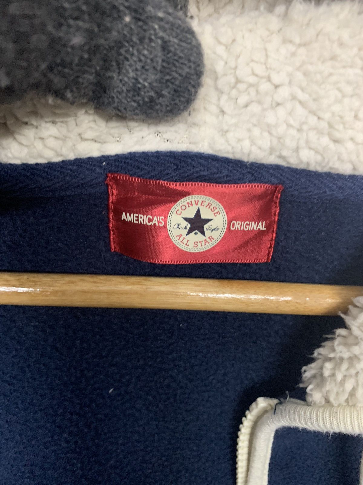 Converse Rare Converse Embroidered Logo Hoodie Zipper Down Size US L / EU 52-54 / 3 - 5 Thumbnail
