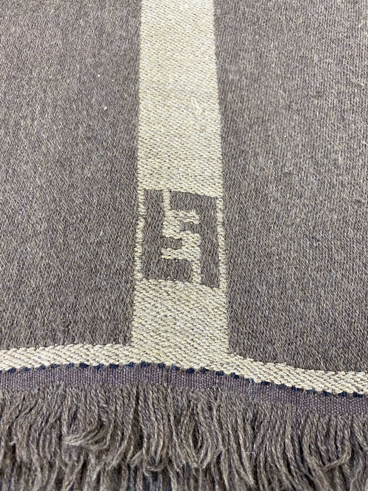 Vintage Fendi Missing Tag Scarf / Muffler / Neckwear -T759 Size ONE SIZE - 5 Thumbnail