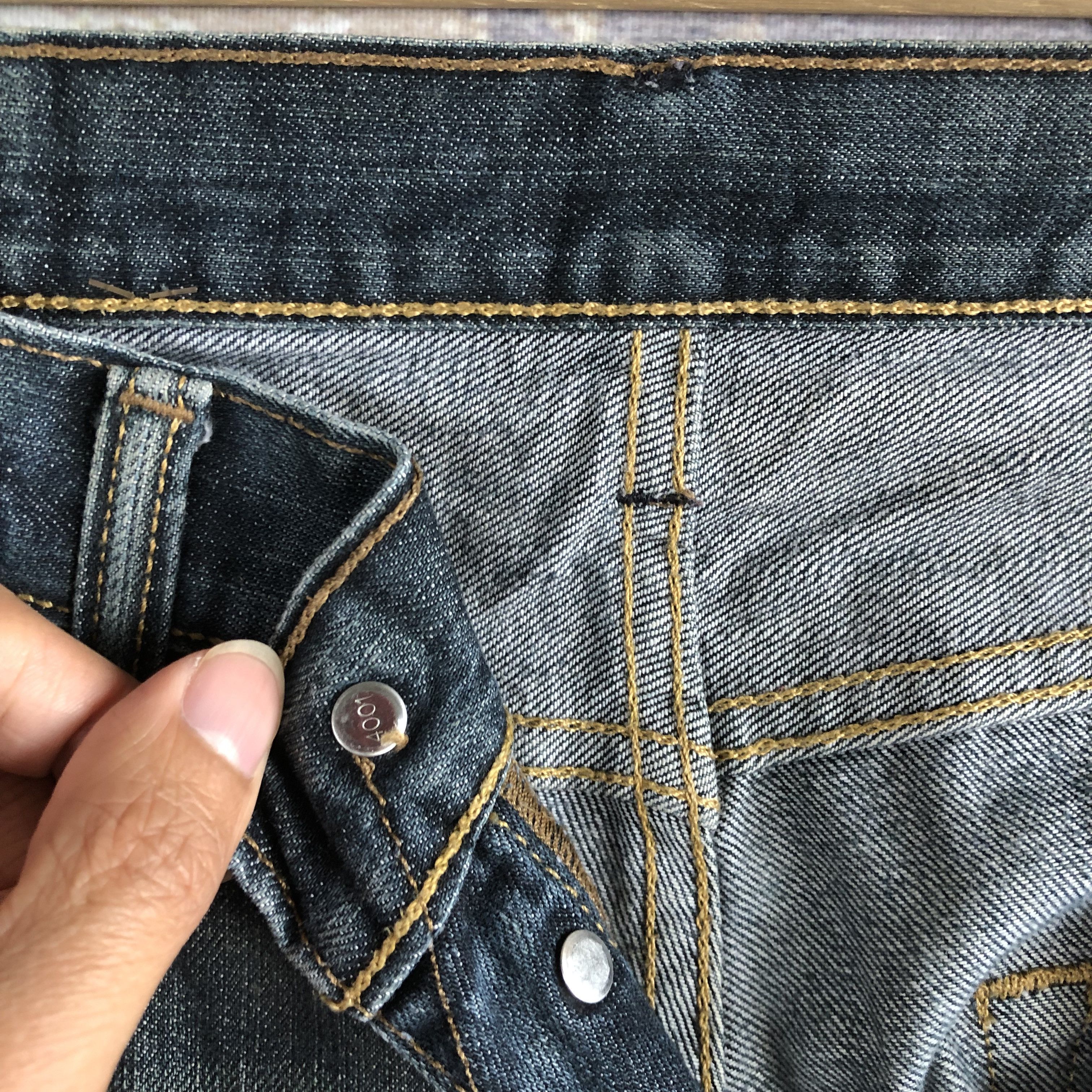 Levi's Vintage Levis 501 Distressed Jeans Levi's Faded Denim Size US 32 / EU 48 - 6 Thumbnail