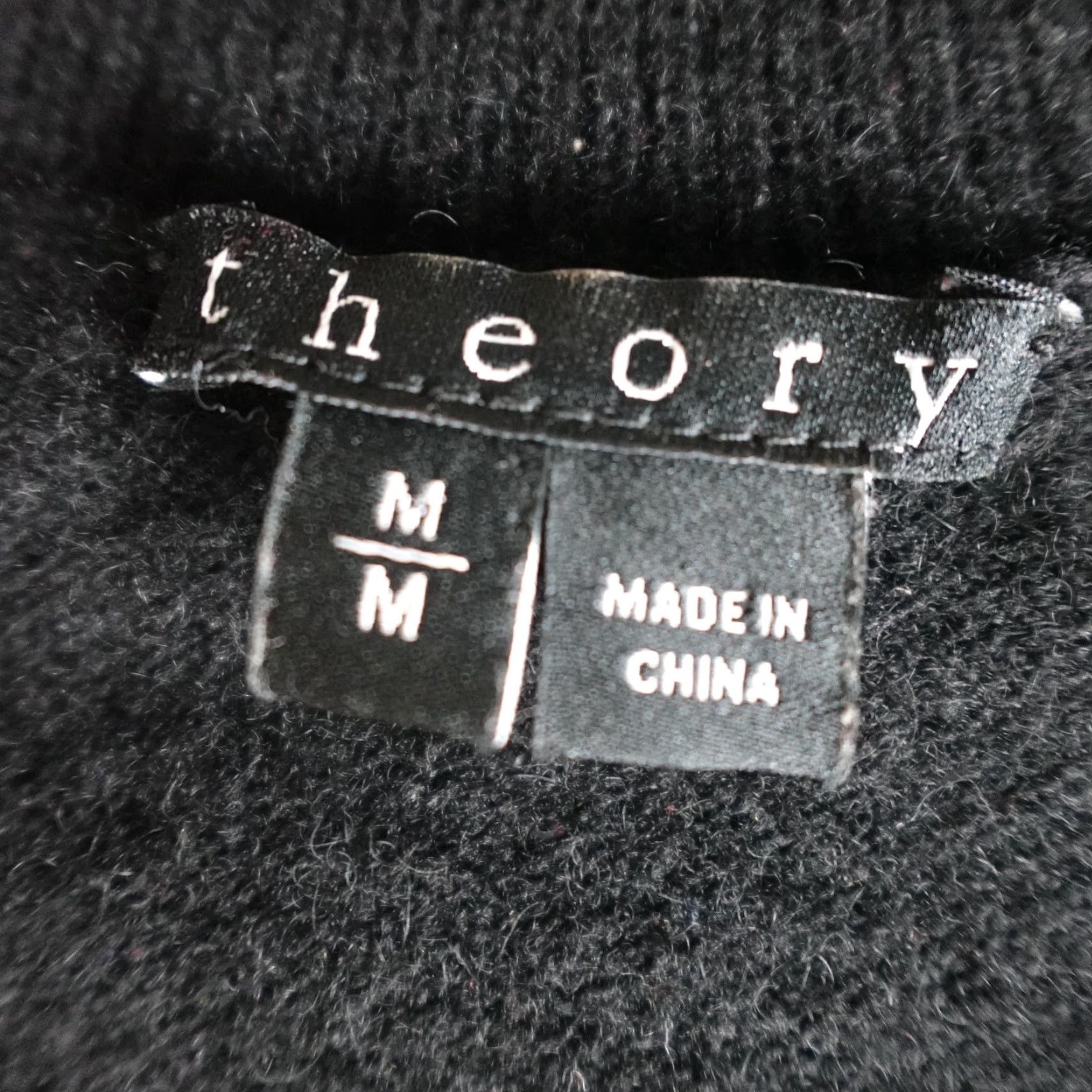 Theory Theory Dress Womens Medium Black Solid 100% Cashmere V-Neck KnIT Dress/ Sweater Dress Mens? Size M / US 6-8 / IT 42-44 - 7 Thumbnail