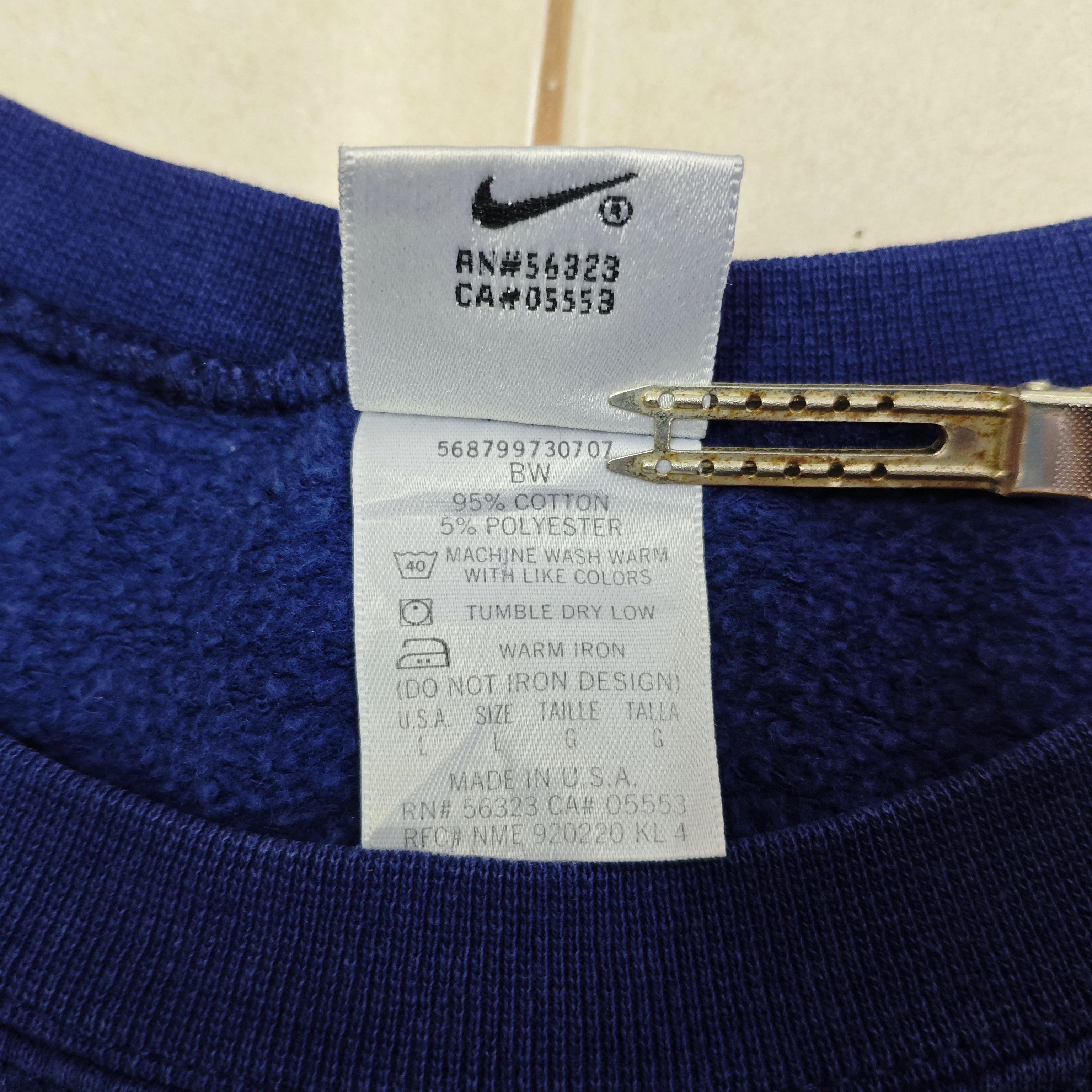 Nike 90s Vintage NIKE Swoosh USA Made Oversized Navy Sweatshirt Size US L / EU 52-54 / 3 - 9 Thumbnail