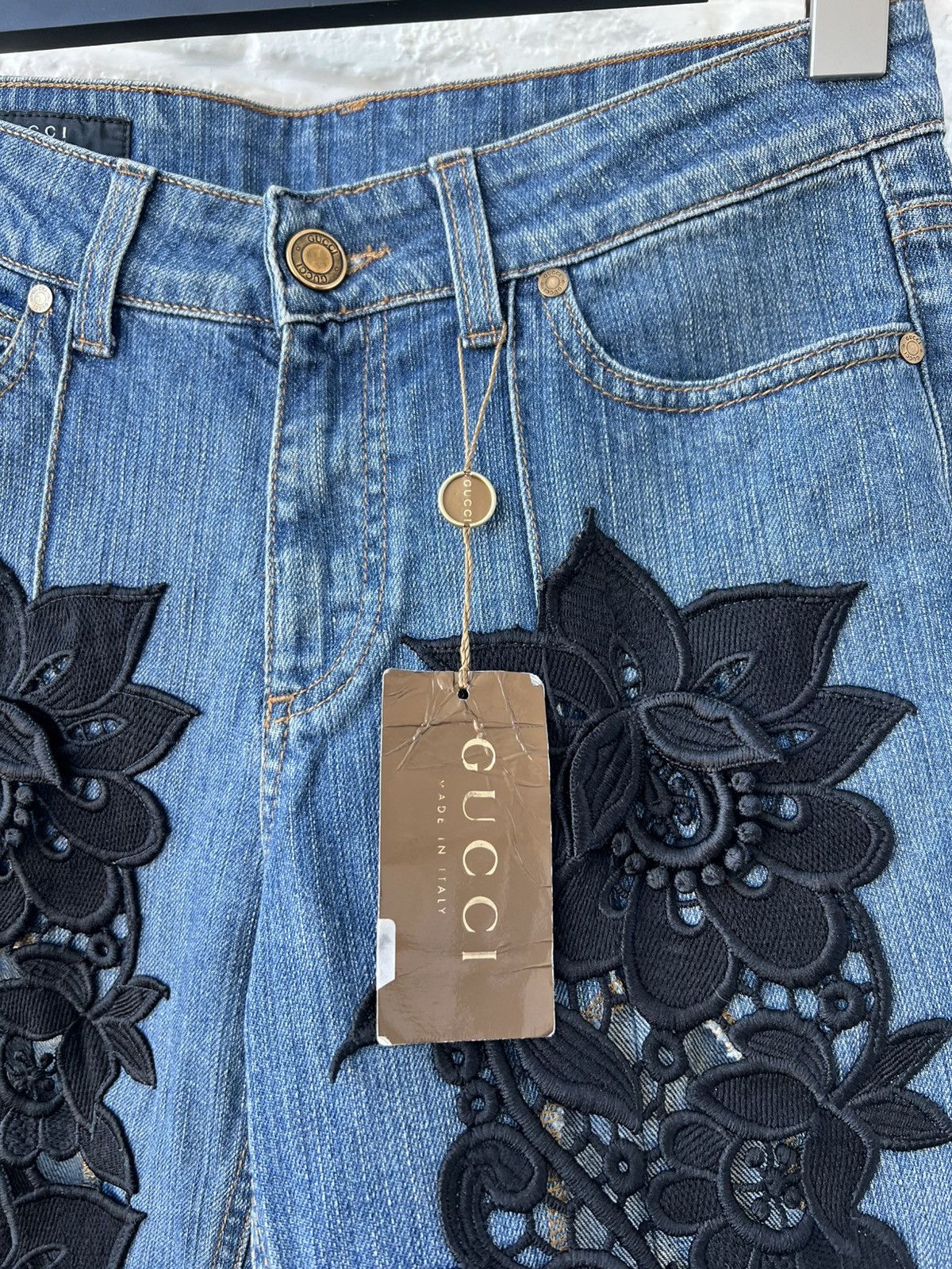Gucci Gucci Floral Lace Embellished Denim Blue Jeans Size 26" / US 2 / IT 38 - 5 Thumbnail