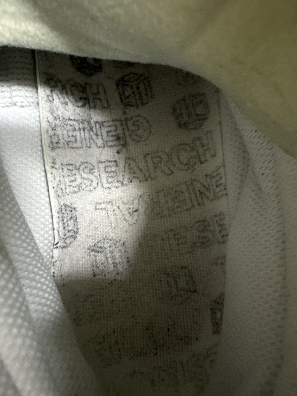 General Research General Research 90s Velcro Shoes Adidas Superstar Style Size US 10 / EU 43 - 7 Thumbnail