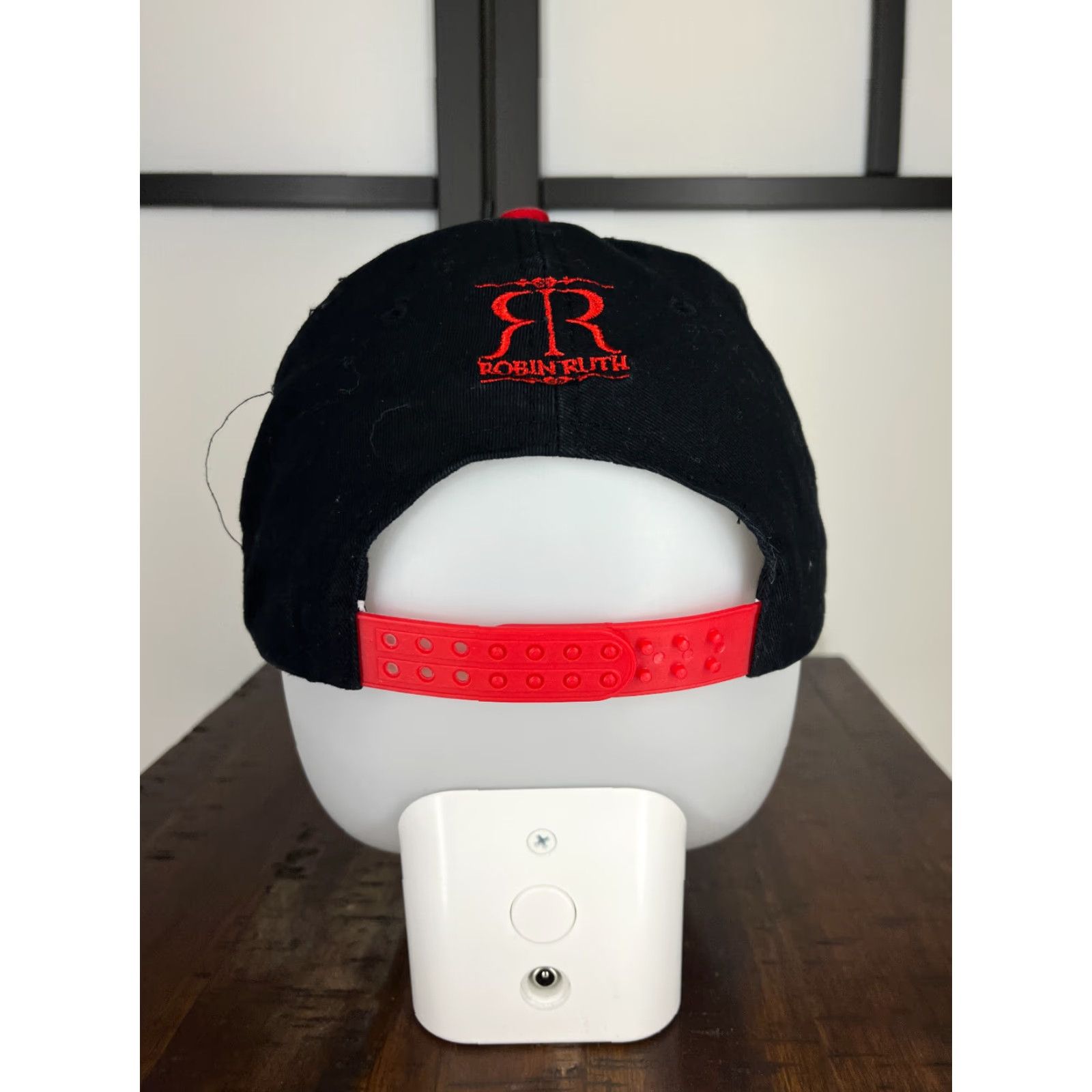 Vintage The Country Of Finland Cap Adult Red Black Cotton Limited Edition Size ONE SIZE - 7 Thumbnail