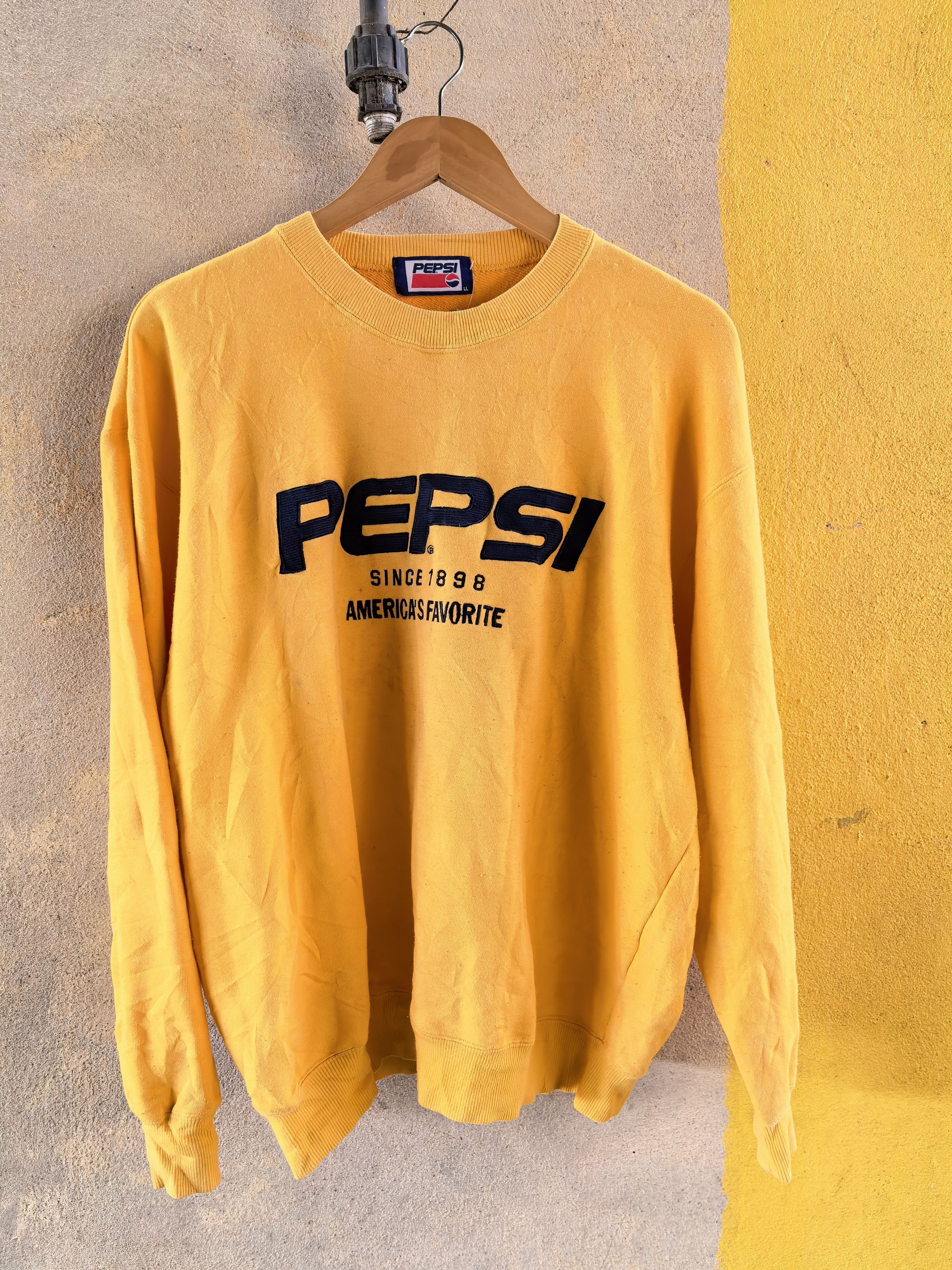 Vintage Vintage Pepsi Sweatshirt Size US M / EU 48-50 / 2 - 1 Thumbnail