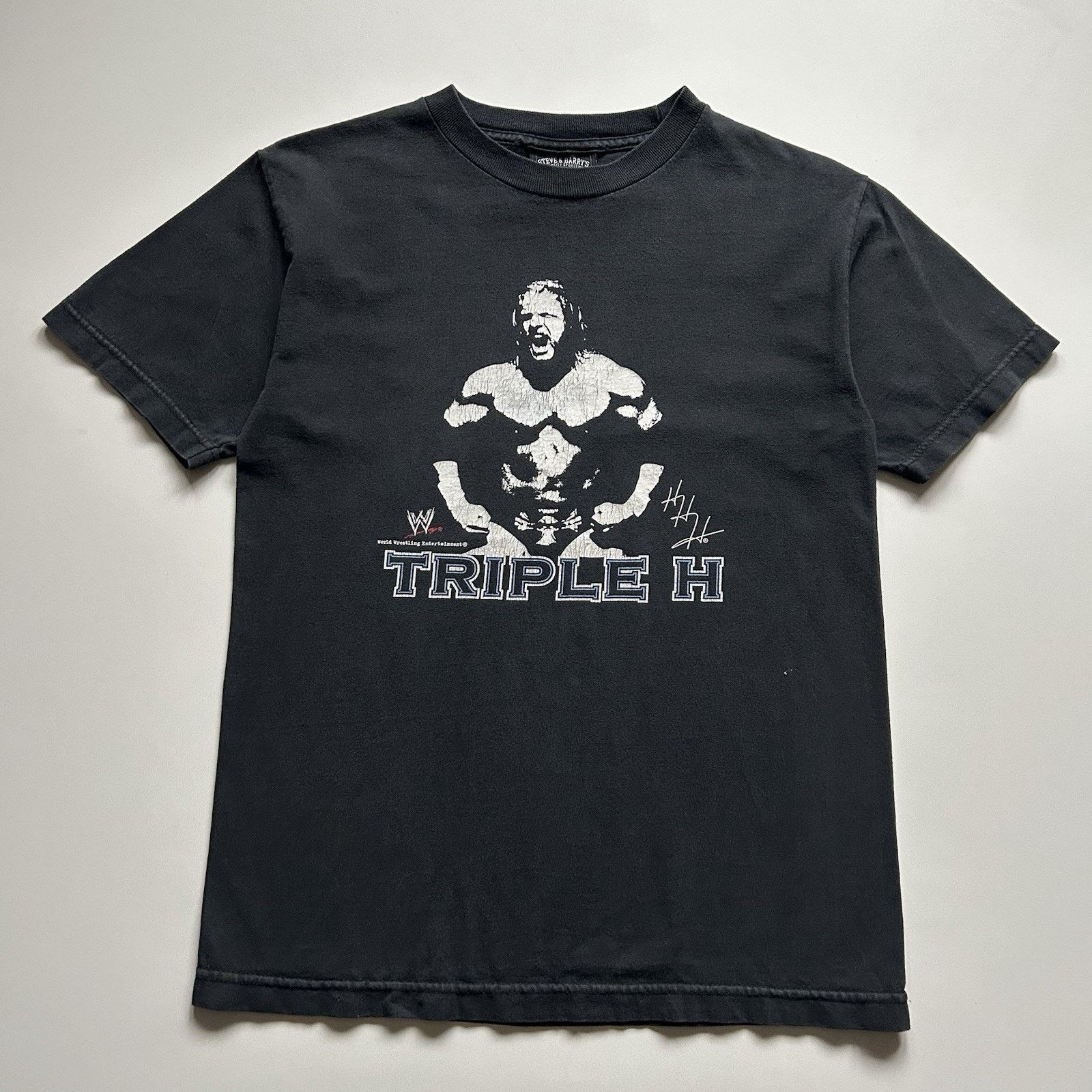 Steve And Barrys × Vintage × WWE Vintage WWE Triple H Shirt Small Faded Black Wrestling Promo Size US S / EU 44-46 / 1 - 1 Thumbnail
