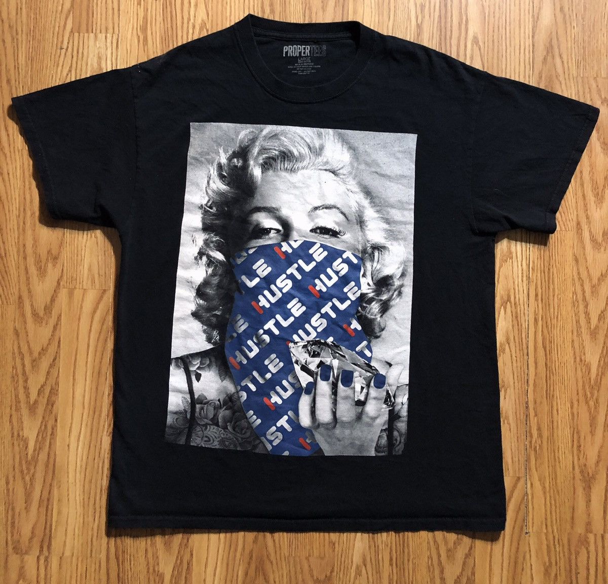 Proper Cloth × Vintage Proper Cloth All Cotton Marylyn Monroe HUSTLE Mask T Shirt Size US L / EU 52-54 / 3 - 1 Thumbnail