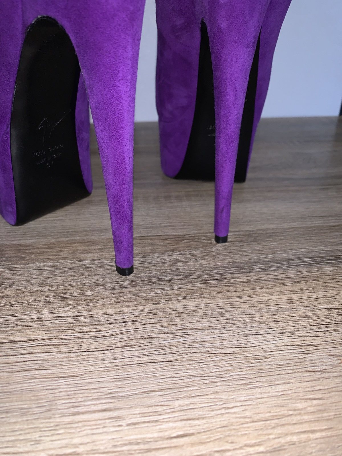 Giuseppe Zanotti GIUSEPPE ZANOTTI DESIGN Purple Platform Heels SIZE 37/ 7 Size US 7 / IT 37 - 7 Thumbnail