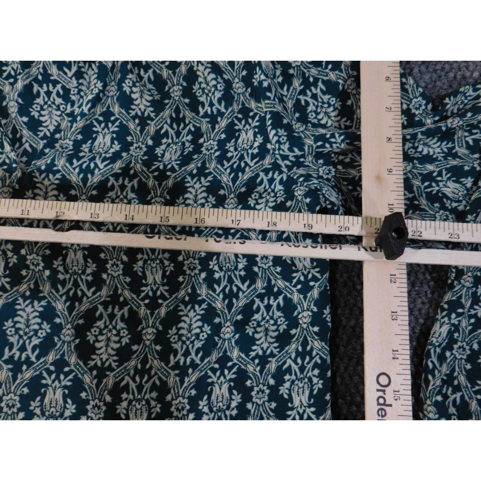 Loft LOFT Shirt Womens Small green Floral Long Sleeve Button Henley Blouse Boho Casual Tunic Vintage: No Size S / US 4 / IT 40 - 6 Thumbnail