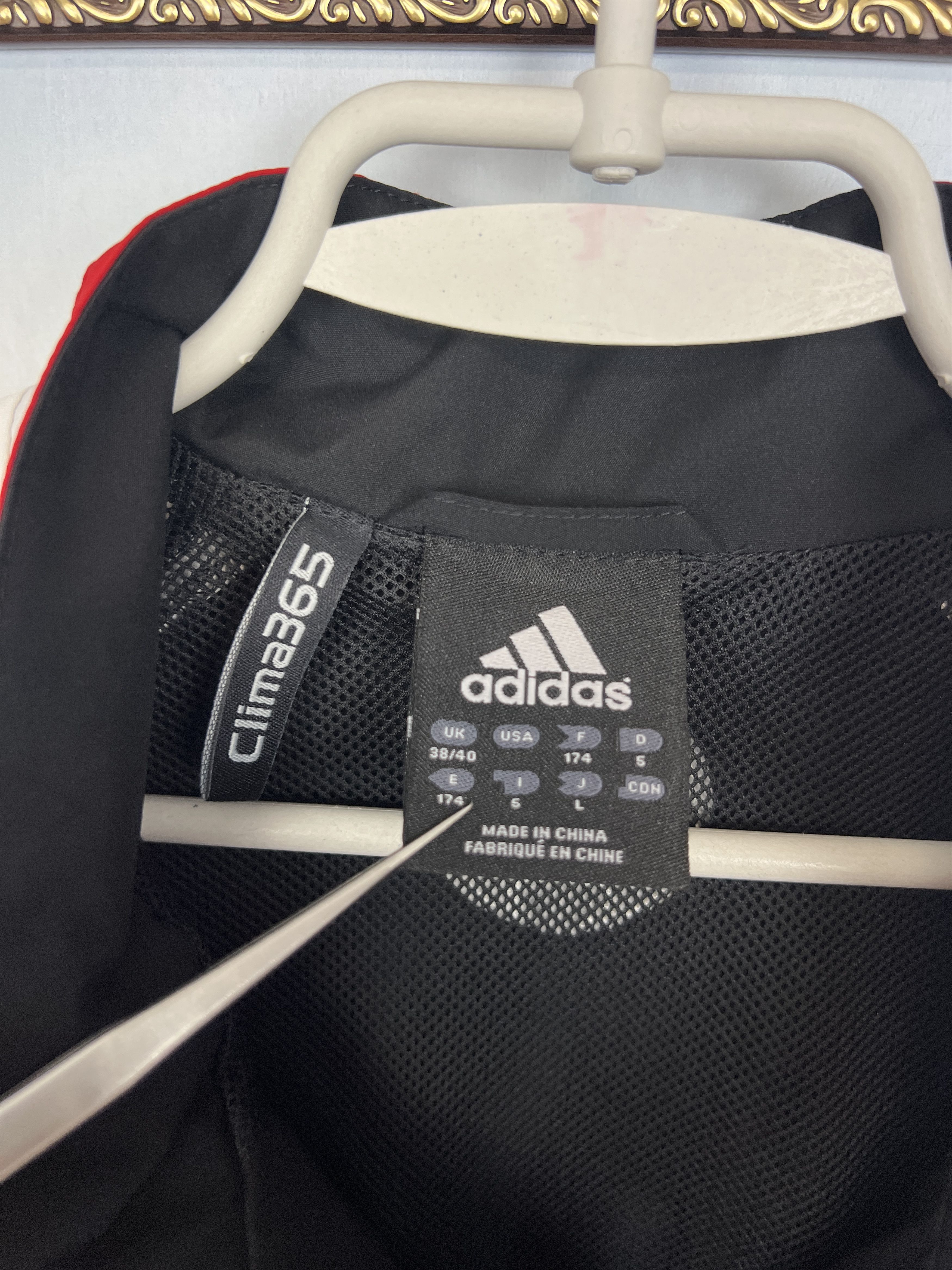 Adidas Vintage Adidas Liverpool Football Jacket Soccer Track Top Size US M / EU 48-50 / 2 - 9 Thumbnail