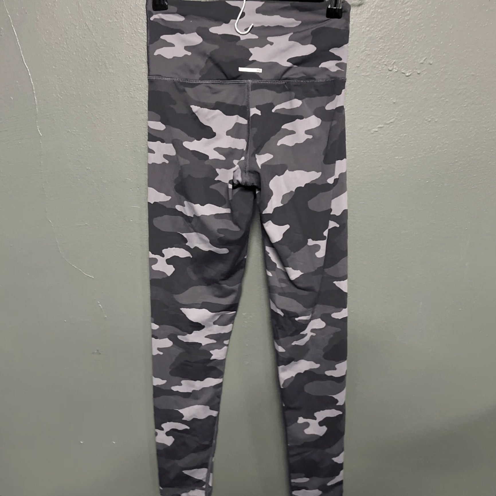 Vintage Aerie Camo Gray High Waisted Leggings Small Womens Black Size 28" / US 6 / IT 42 - 3 Thumbnail
