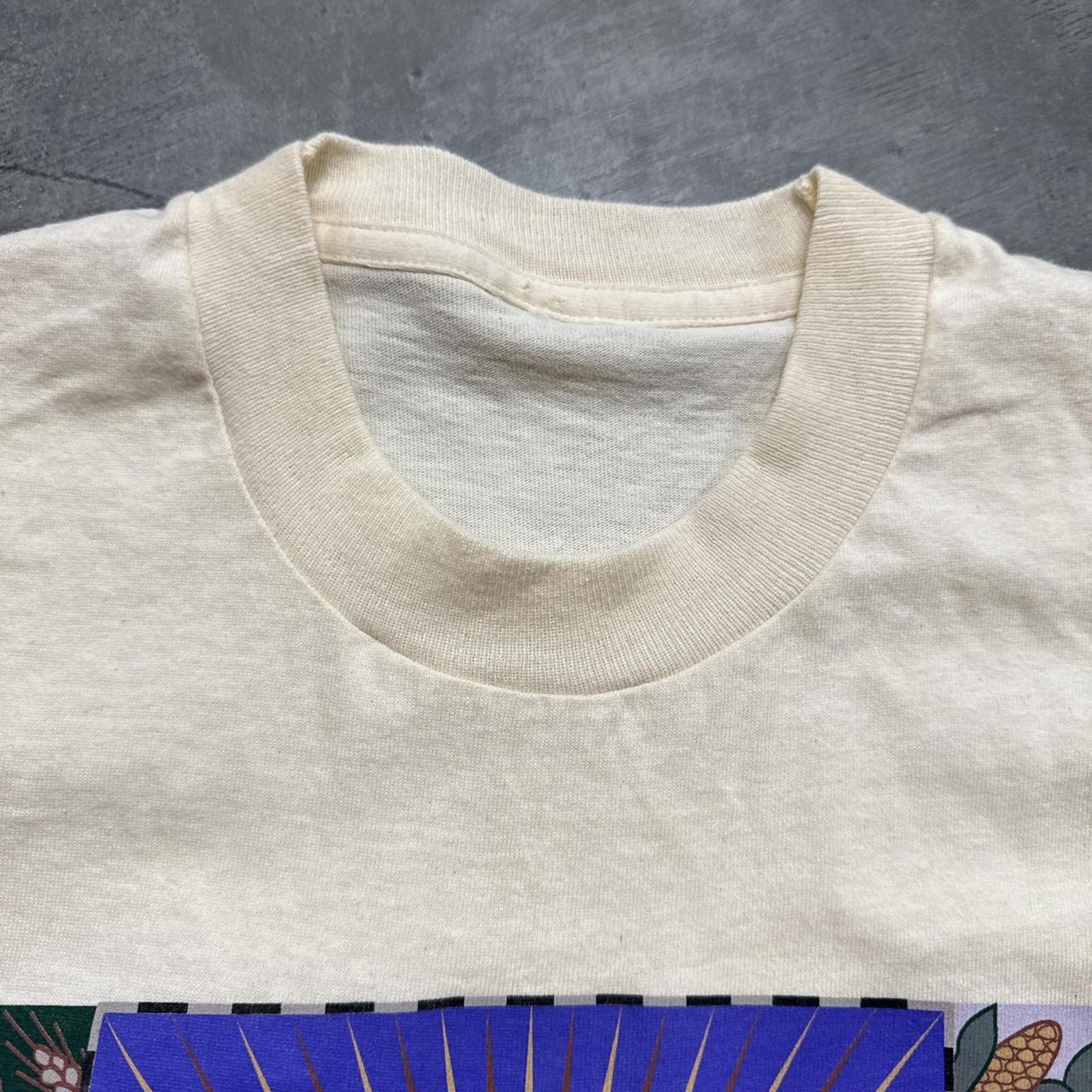 Vintage Vintage 90s Crop Walk Graphic T-Shirt Size US L / EU 52-54 / 3 - 4 Thumbnail