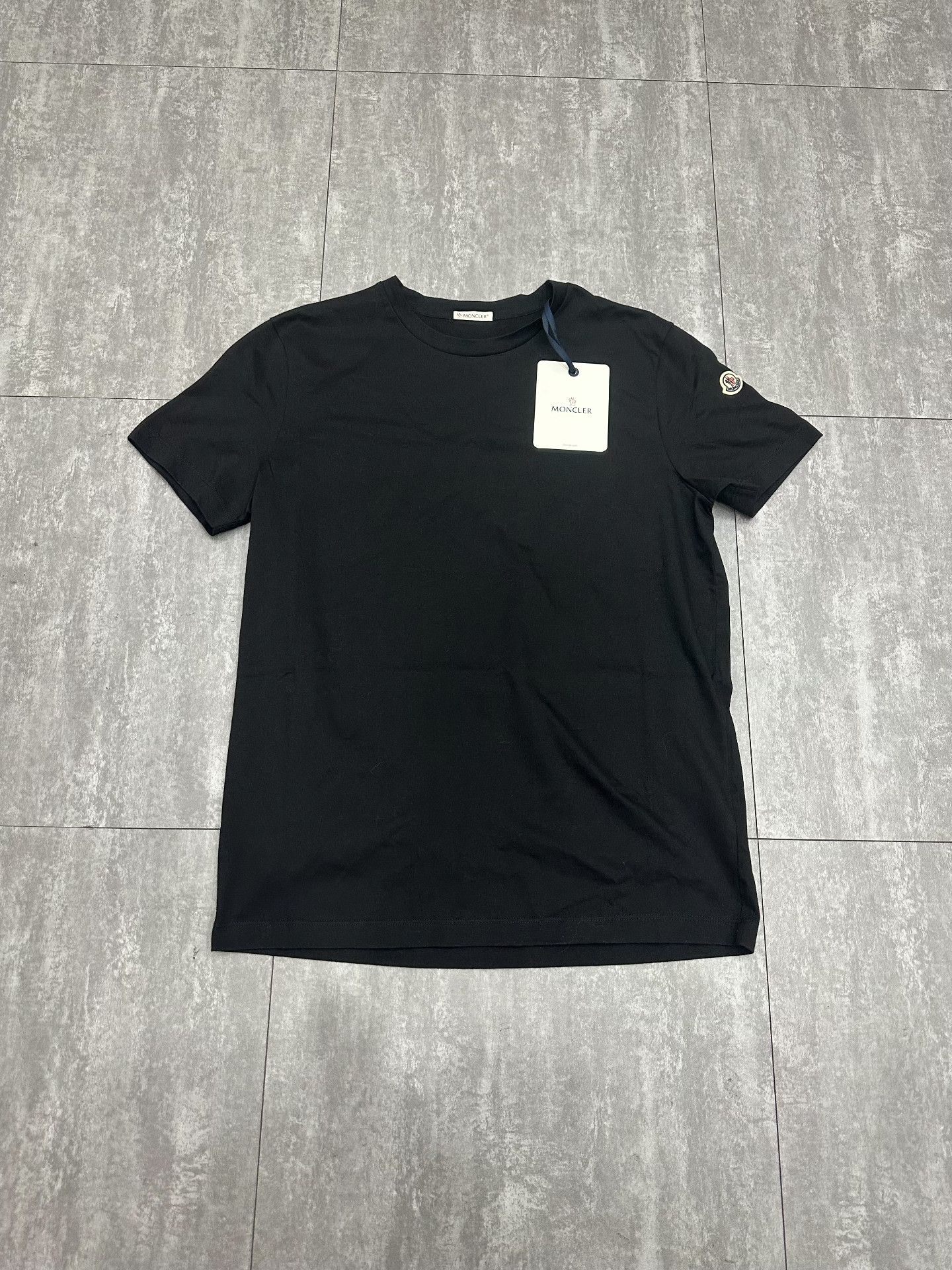Moncler Moncler Black T-Shirt l Men Size US L / EU 52-54 / 3 - 1 Thumbnail