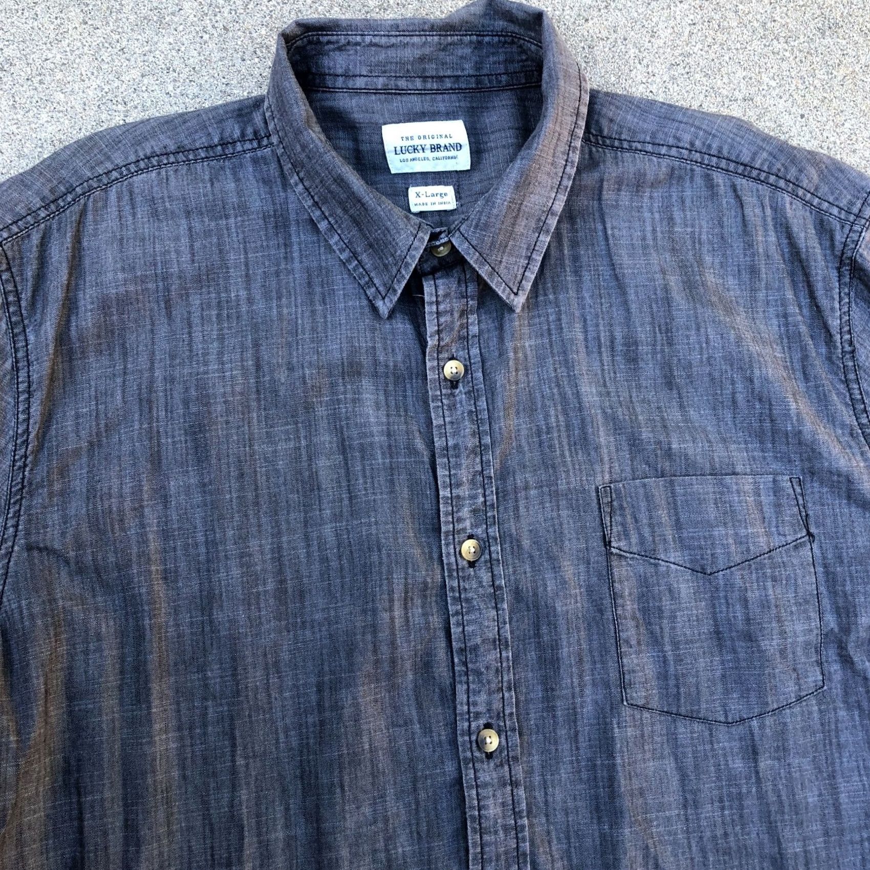 Lucky Brand LUCKY BRAND Chambray Button Up Shirt Men's XL Blue Short Sleeve Collared Size US XL / EU 56 / 4 - 2 Thumbnail