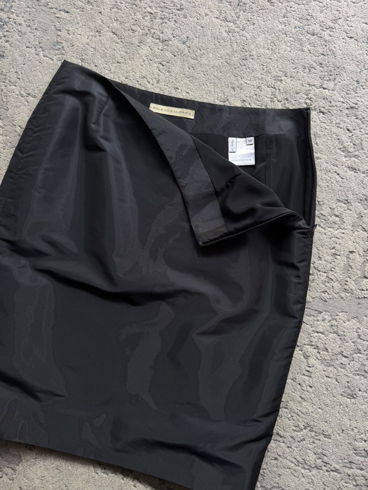 Balenciaga Balenciaga Shimmer Skirt Size 40 made in Italy Size 27" / US 4 / IT 40 - 3 Thumbnail