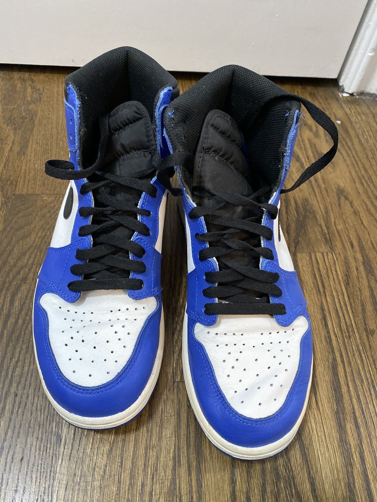 Jordan Brand 2017 Air Jordan 1 Game Royal 9.5 Size US 9.5 / EU 42-43 - 3 Thumbnail