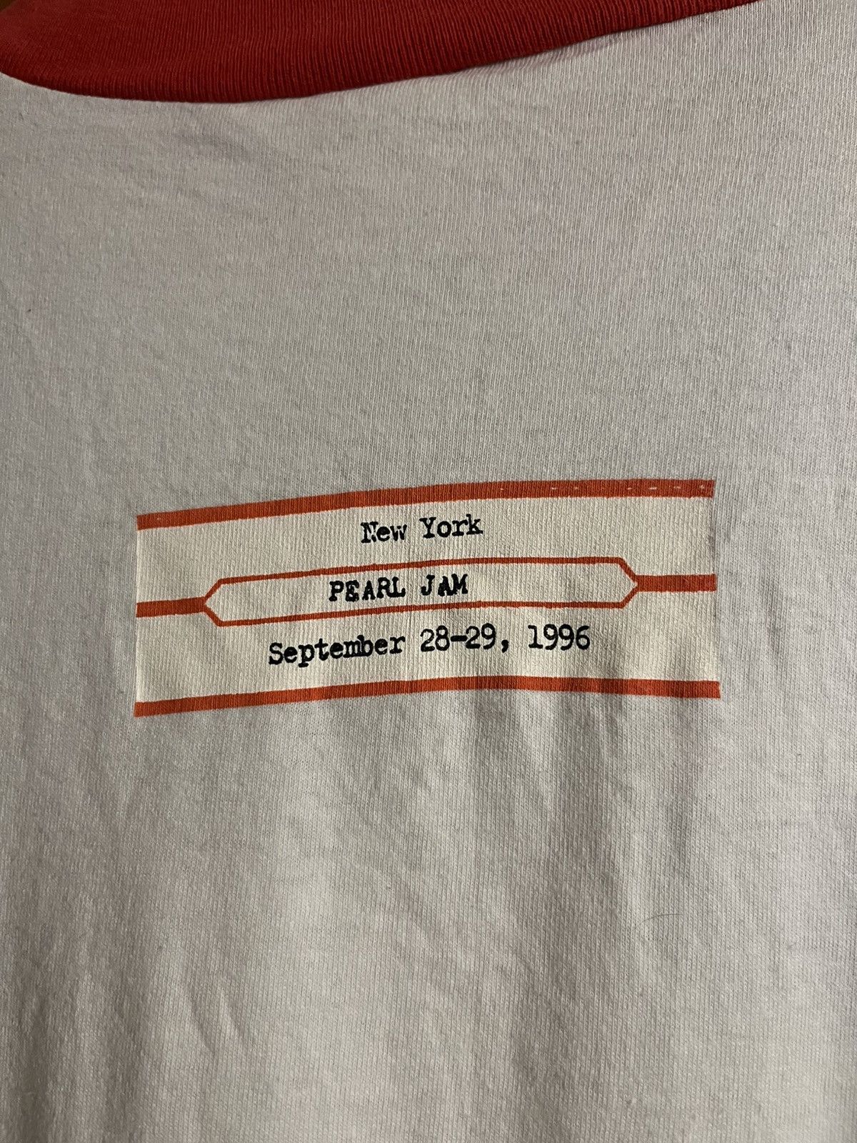 Vintage Vintage Pearl Jam 1996 “No Code” Polaroid Shirt Size US L / EU 52-54 / 3 - 4 Thumbnail