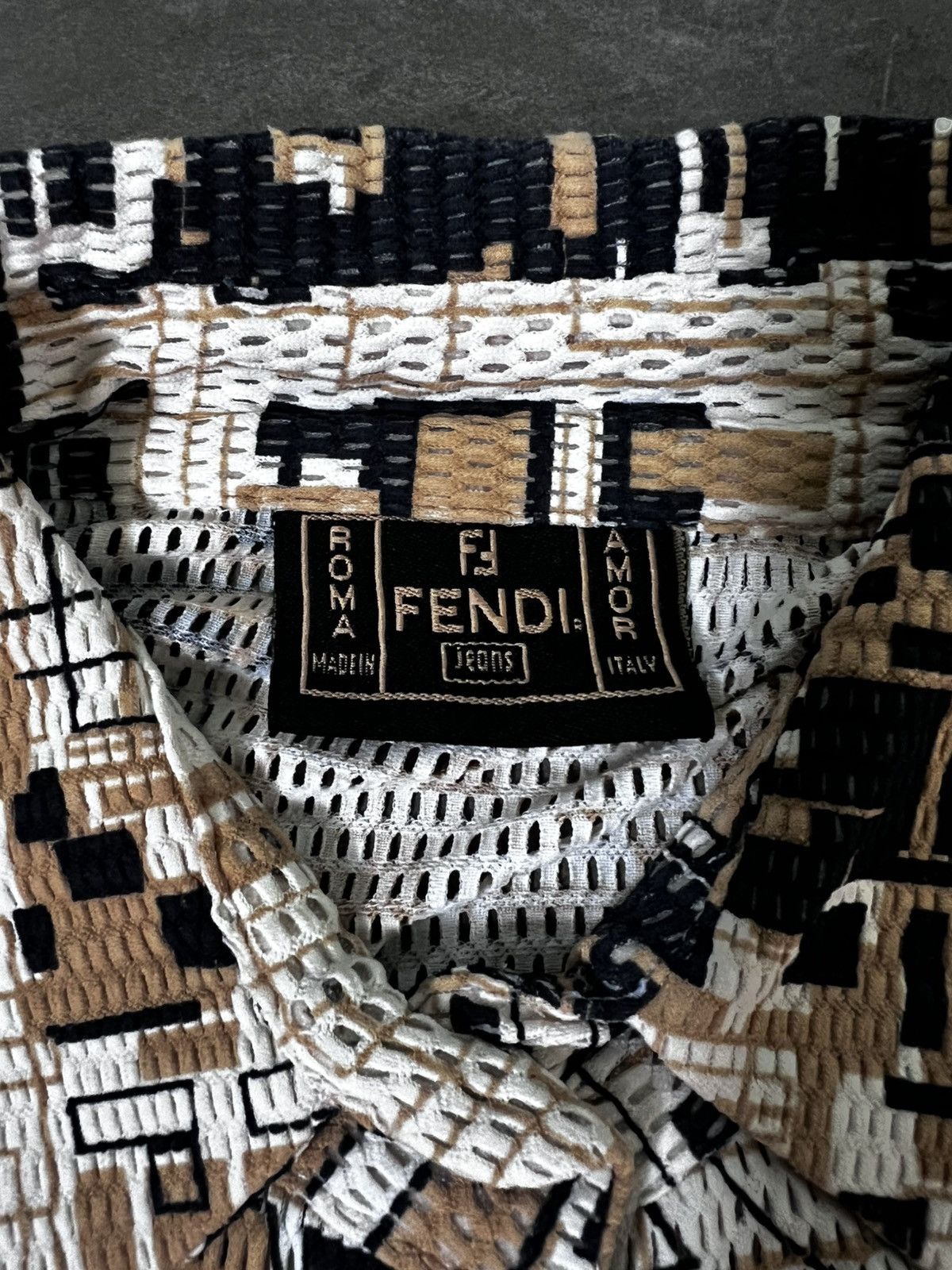 Fendi Fendi Monogram 90s Shirt Button Ups Size US M / EU 48-50 / 2 - 10 Thumbnail