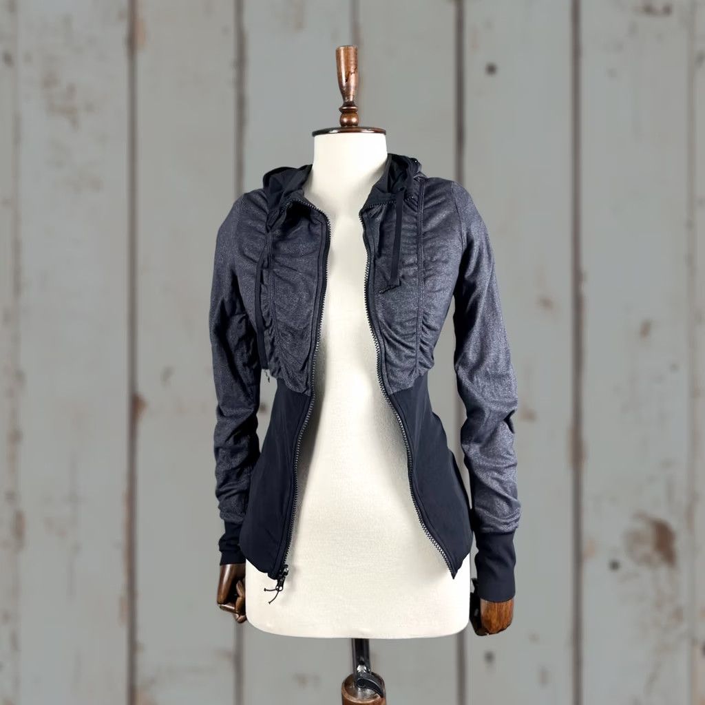 Lululemon Lululemon Hooded Jacket Reversible Full Zipper Gray & Black Long Sleeve Womens Size ONE SIZE - 1 Thumbnail