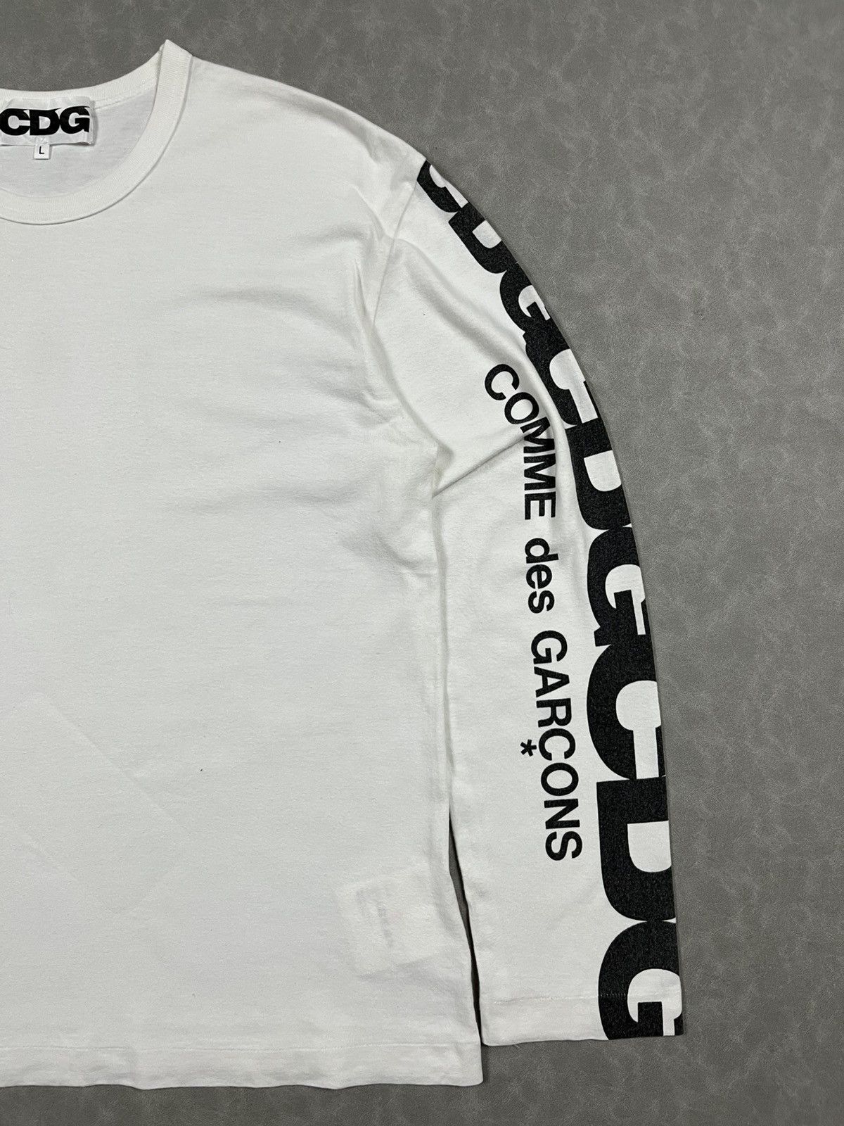 Comme des Garcons Comme des garcons sleeve logo Size US M / EU 48-50 / 2 - 5 Thumbnail