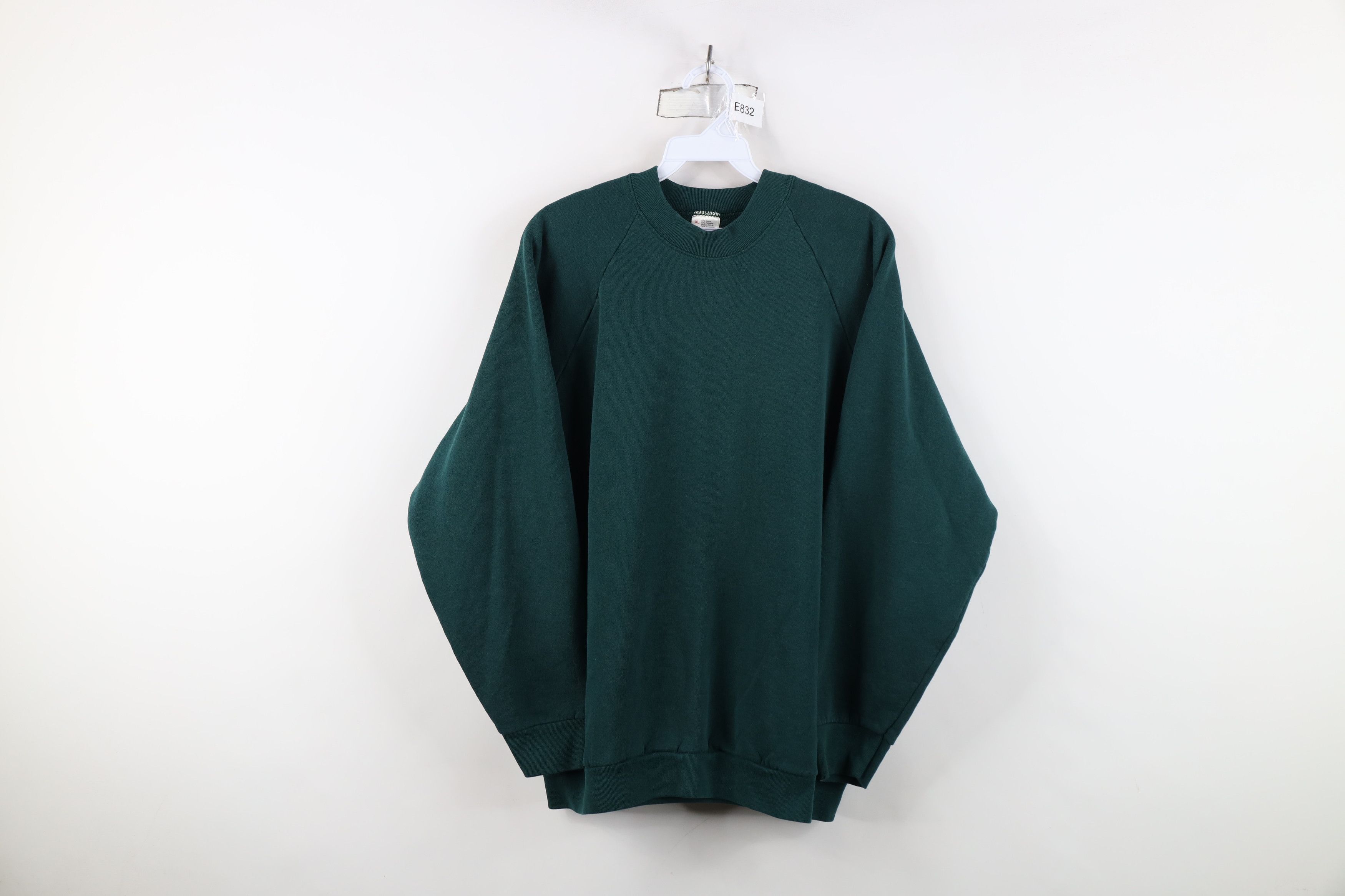 Vintage Vintage 90s Streetwear Blank Crewneck Sweatshirt Green USA Size XL / US 12-14 / IT 48-50 - 1 Thumbnail