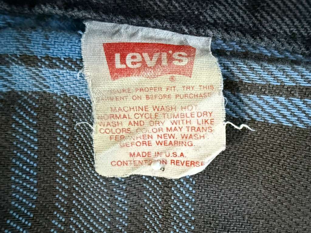 Levi's Vintage Levi's Black Denim Flannel Lining Trucker Jacket Size US M / EU 48-50 / 2 - 3 Thumbnail