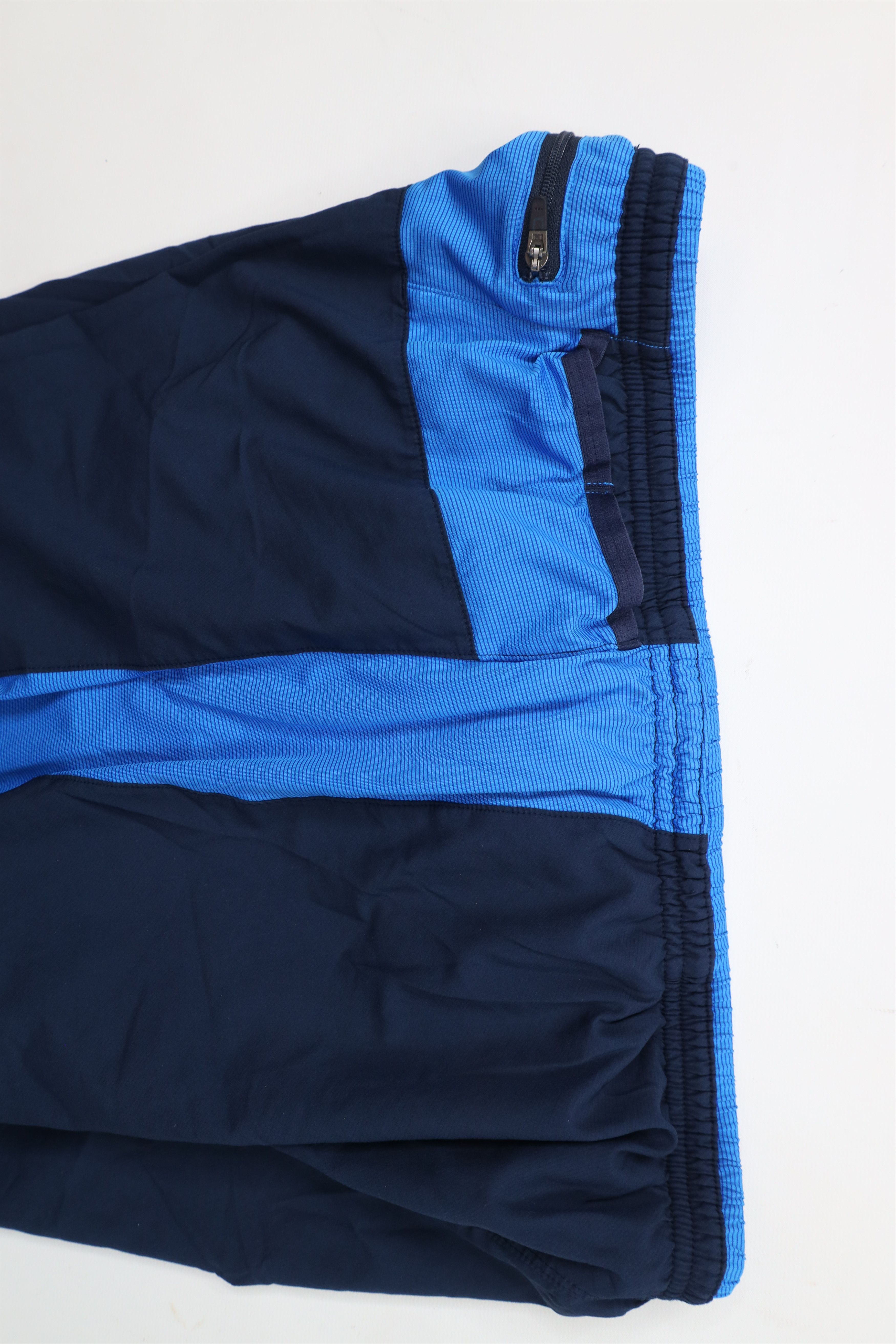 The North Face × Vintage The North Face Spell Out Lined Running Jogging Shorts Blue Size US 34 / EU 50 - 8 Thumbnail