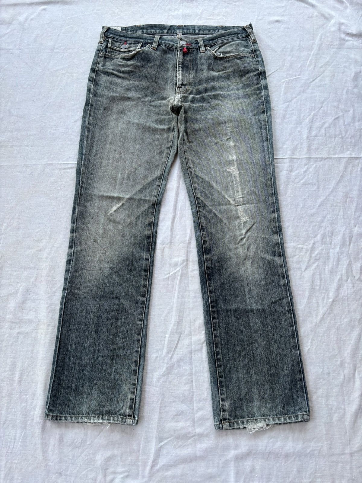 Takeo Kikuchi Vintage TAKEO KIKUCHI Distressed Denim Faded Jeans Size US 32 / EU 48 - 1 Thumbnail