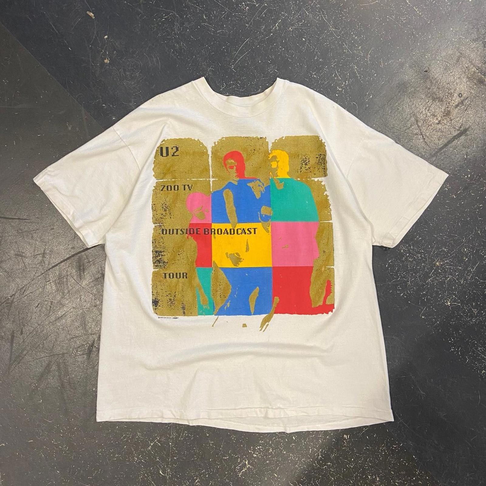 Hanes Vintage 1992 U2 Zoo Tv Tour Tee Size US XL / EU 56 / 4 - 1 Thumbnail