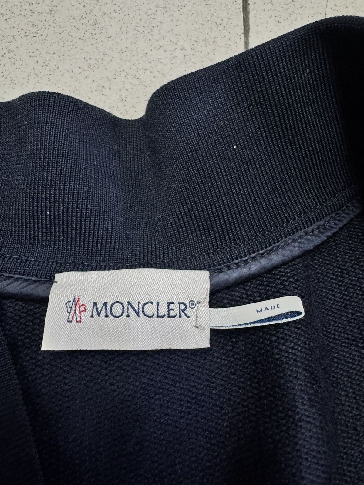 Moncler MAGLIA CARDIGAN Size XL / US 12-14 / IT 48-50 - 4 Thumbnail