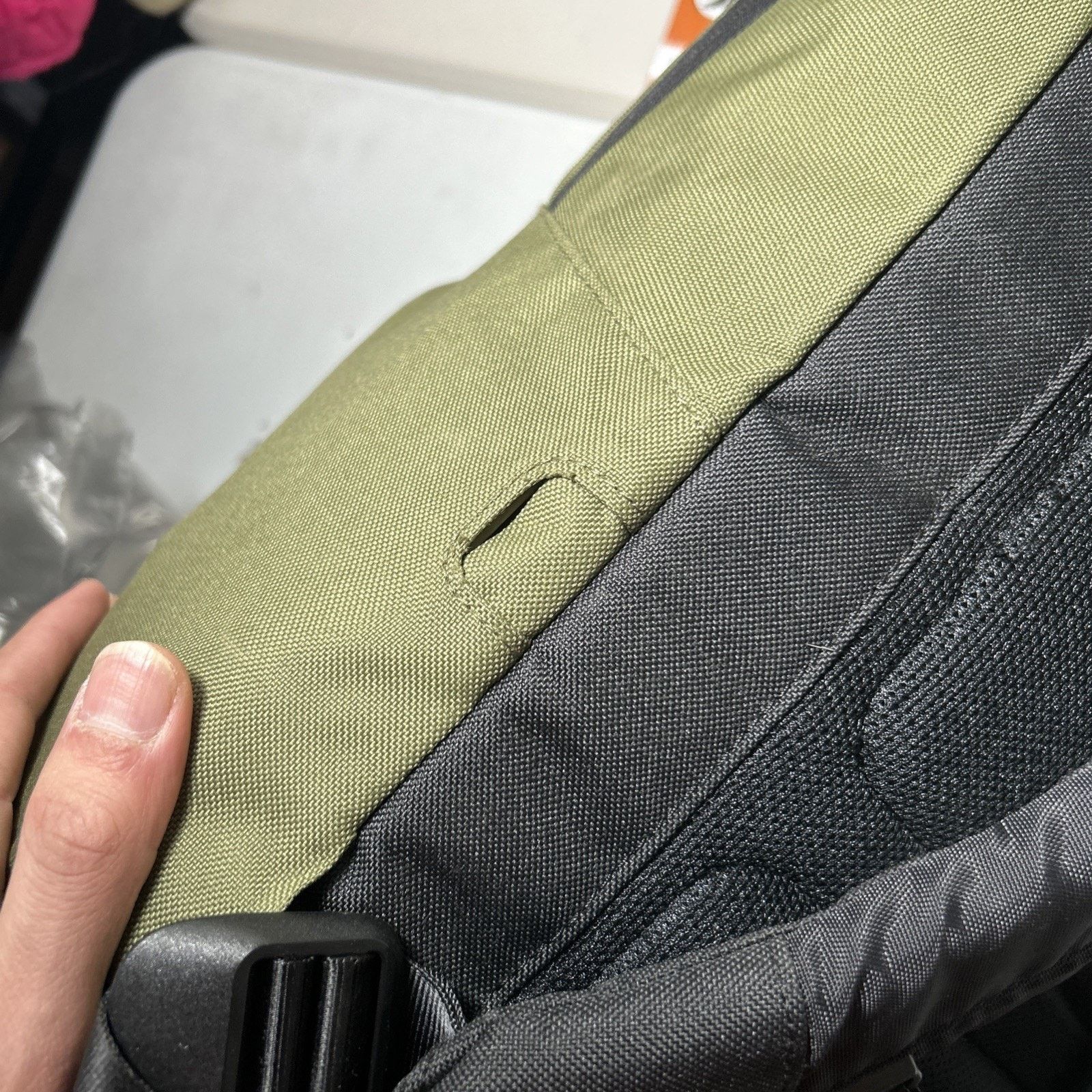 Incase Incase Cargo Backpack Medium Mesh Flap Green Journey 18" Size ONE SIZE - 14 Thumbnail