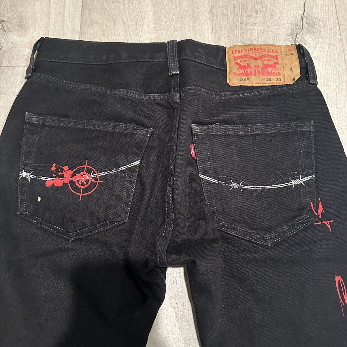 If Six Was Nine Year2000 x Levi’s 501 Bloodlust Denim Jeans Black Size US 28 / EU 44 - 7 Thumbnail