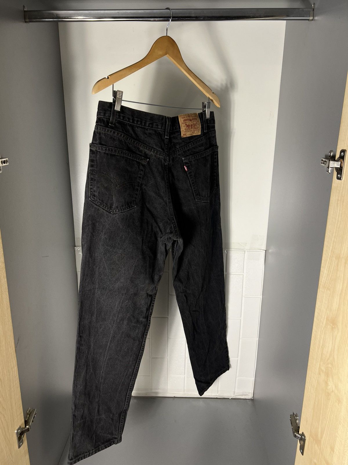 Levi's Vintage Clothing VINTAGE LEVIS 550 MADE IN USA DENIM JEANS RETRO CASUAL 90s Size US 36 / EU 52 - 13 Thumbnail