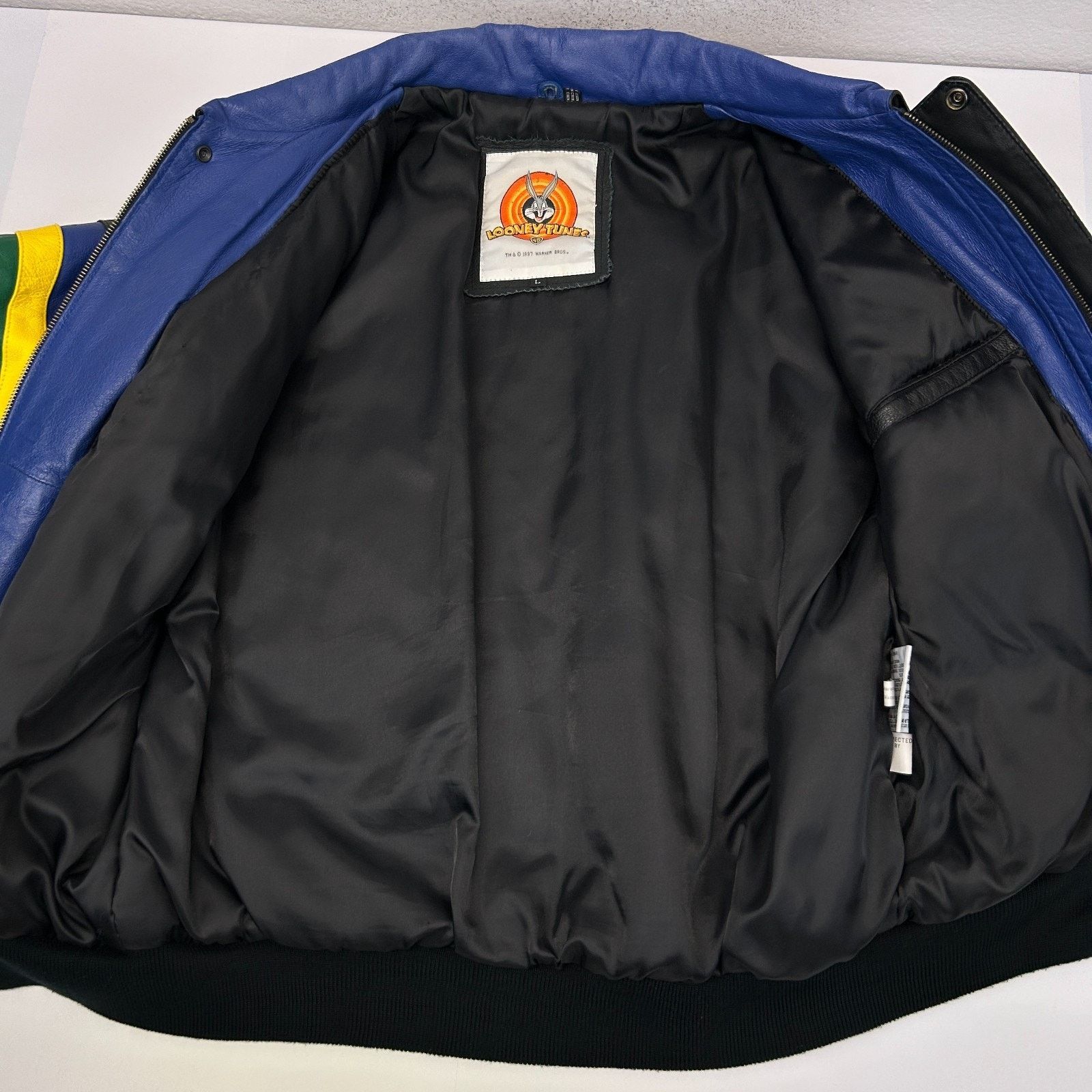 Warner Bros Vintage 90s Looney Tunes Leather Bomber Jacket 1997 L Large Size US L / EU 52-54 / 3 - 4 Thumbnail