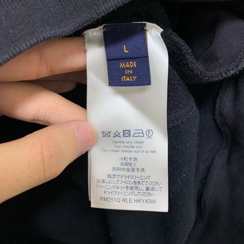 Louis Vuitton Louis Vuitton Reading Hooded Sweatshirt 2503-Nextarrow Size US L / EU 52-54 / 3 - 6 Thumbnail