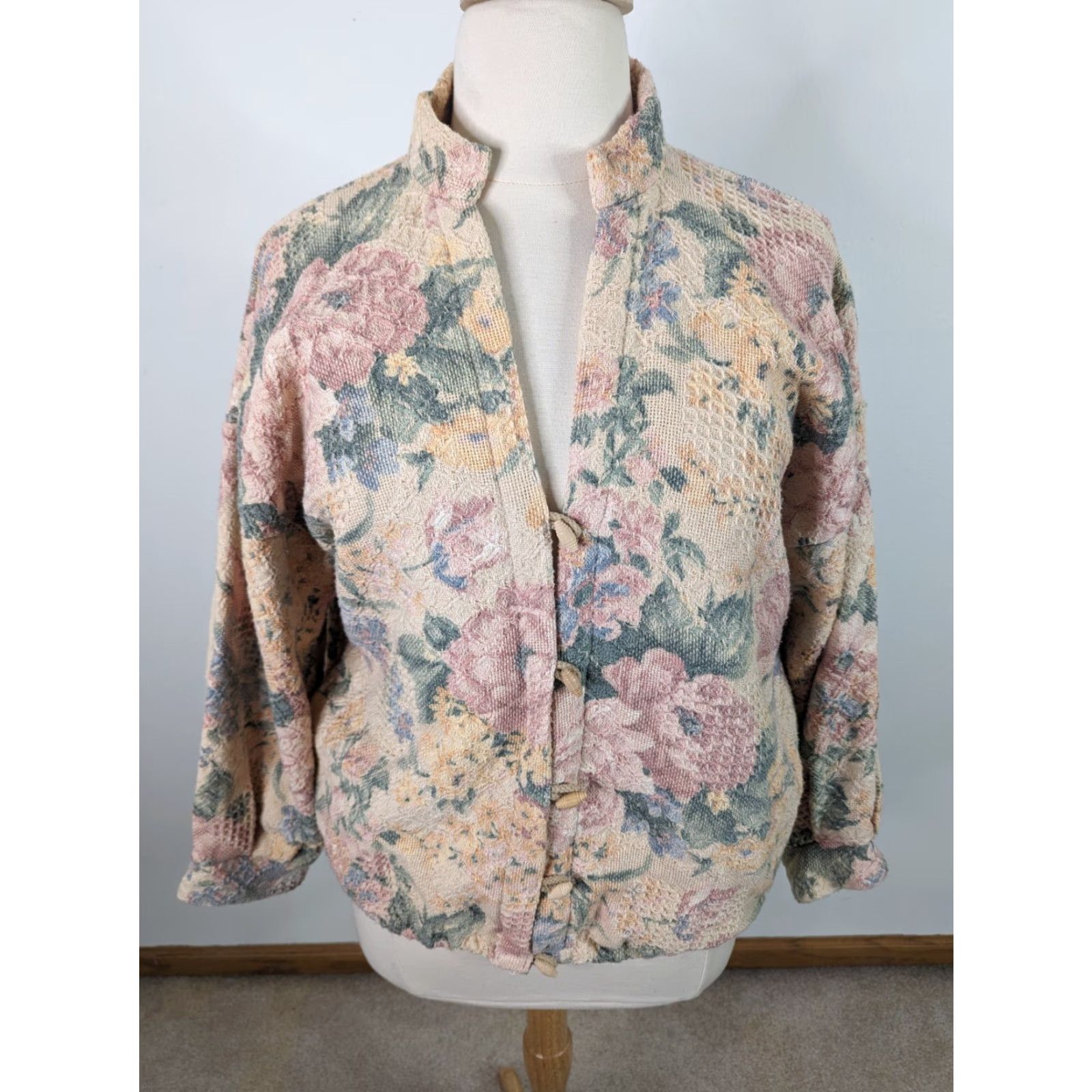 Vintage VINTAGE 90s Cottagecore Womens Large Quilted Floral Bomber Jacket Coat Size L / US 10 / IT 46 - 2 Thumbnail